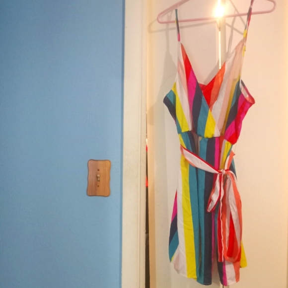 ๐๐ฉท๐ NWOT Womens Female Clown Costume With (3) Dress, Wig Nose 1X - Picture 2 of 3